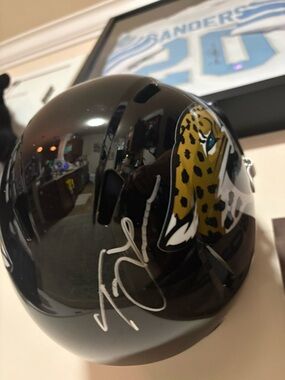 Jacksonville jaguars Trevor Lawrence signed full-size Riddell speed